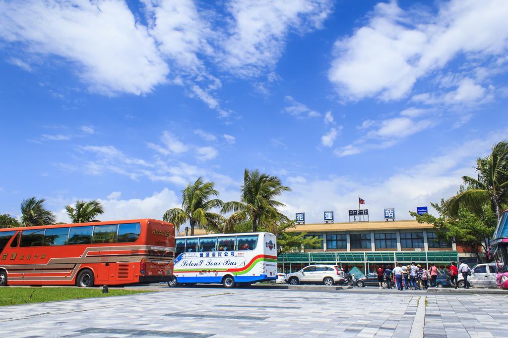 蘋果樹民宿 - 花蓮火車站住宿有電梯附停車場 Chua-lien Exteriér fotografie